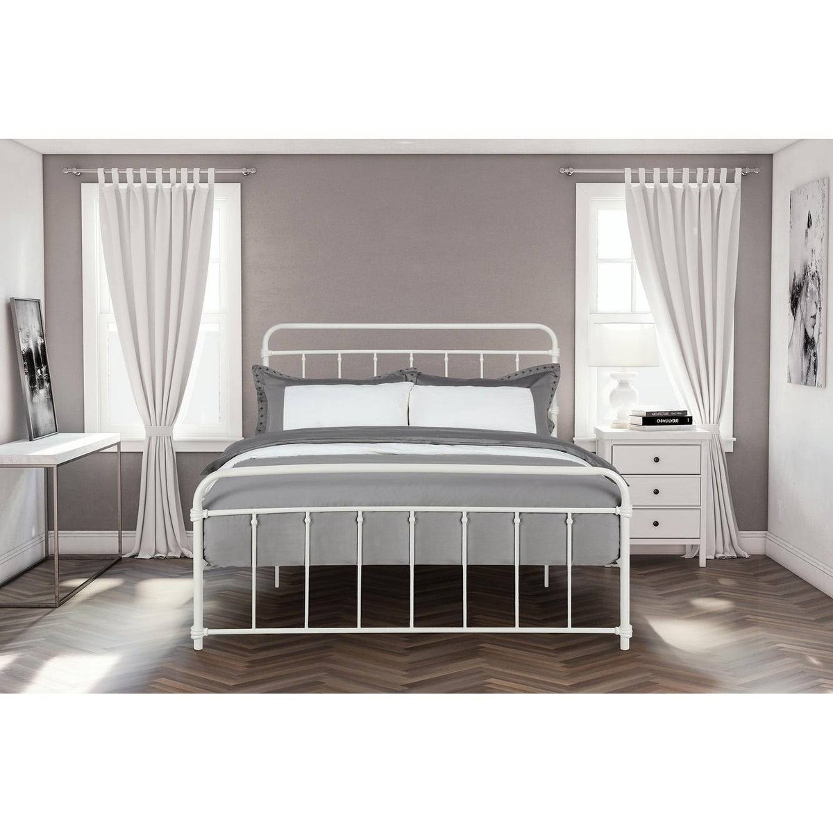 White Queen Metal Bed K6648