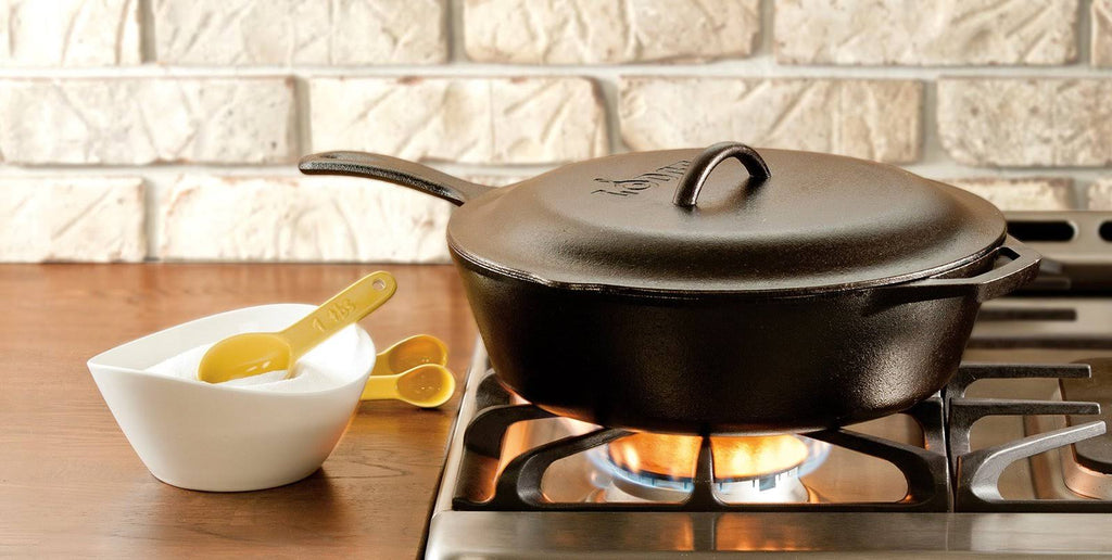 5 Quart Cast Iron Covered Deep Skillet Z585