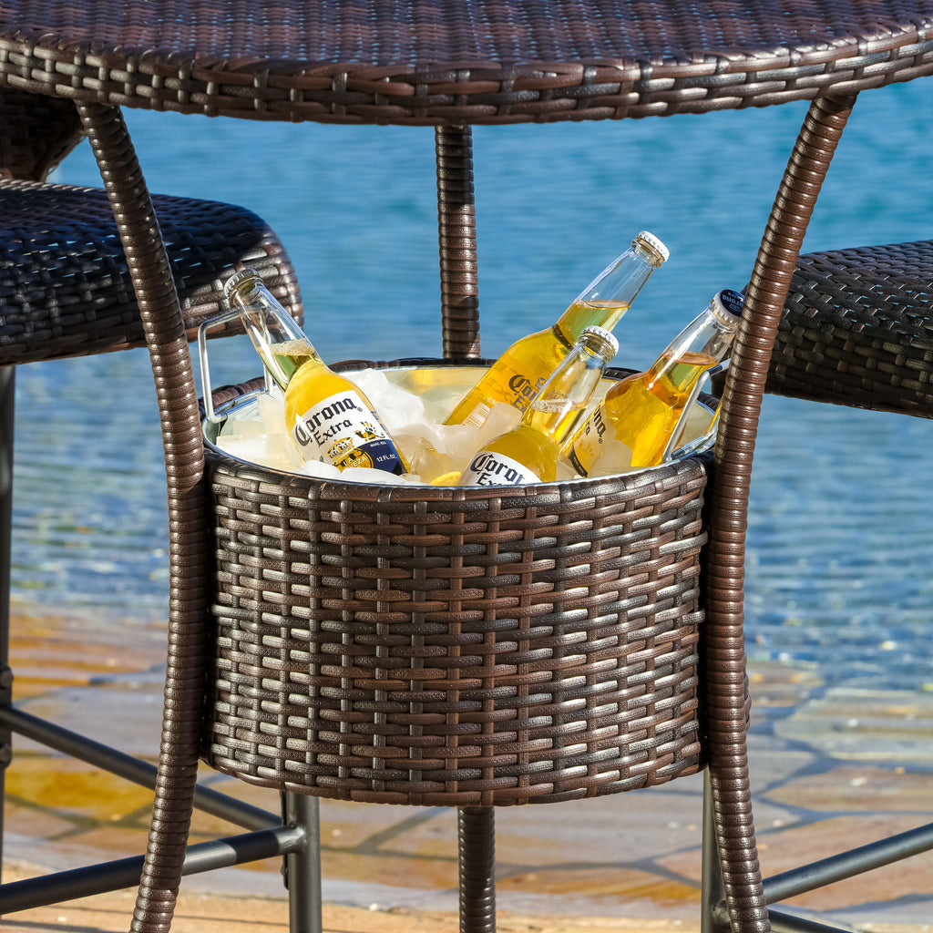 Round Wicker Table with Ice Pail A8922