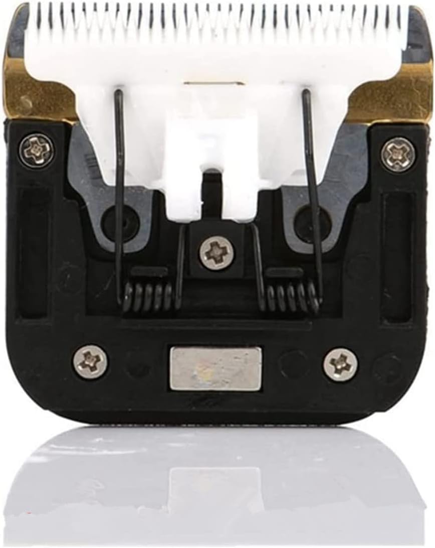 Low Noise Pet Grooming Clippers with 2 Comb Attachments D20492