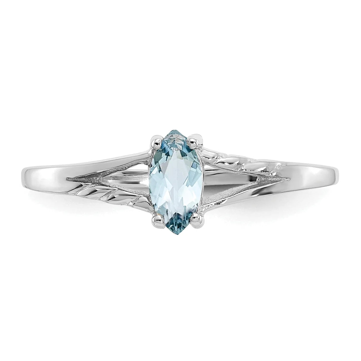 10 Karat White Gold Aquamarine Ring Z419138