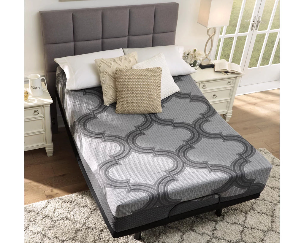 King Mattress Gray R90867