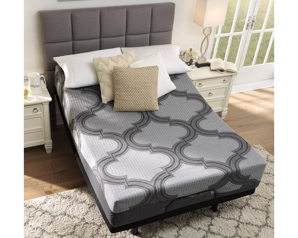 King Mattress Gray R90867