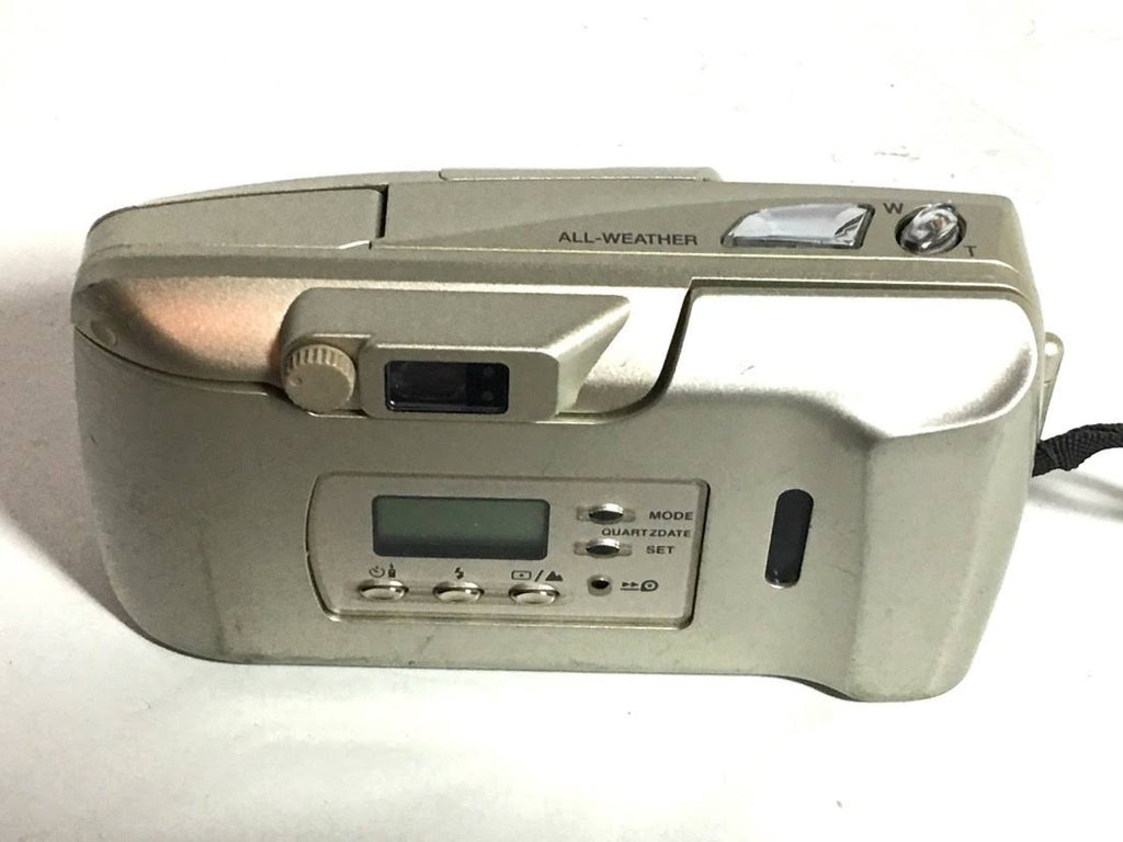 35mm Camera with 38-105mm Zoom Lens Q200
