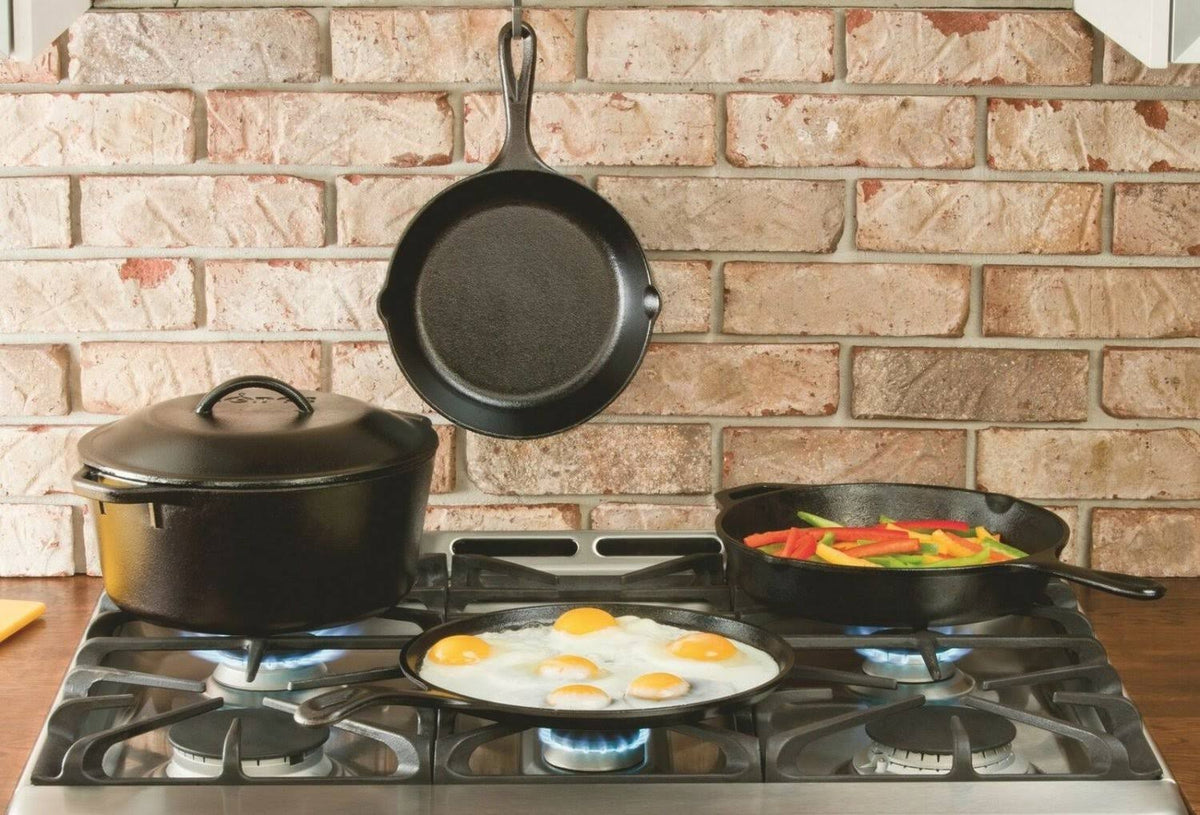 5 Quart Cast Iron Covered Deep Skillet Z585