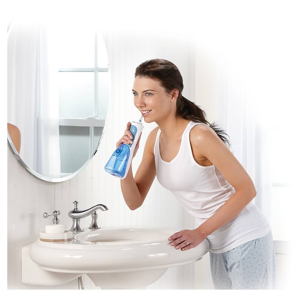Cordless Water Flosser with Tip Case G56933