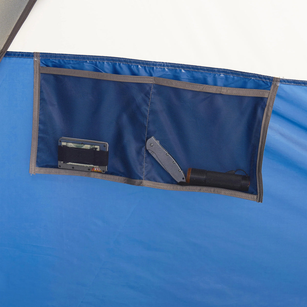 Blue 10-Person Cabin Tent U953104