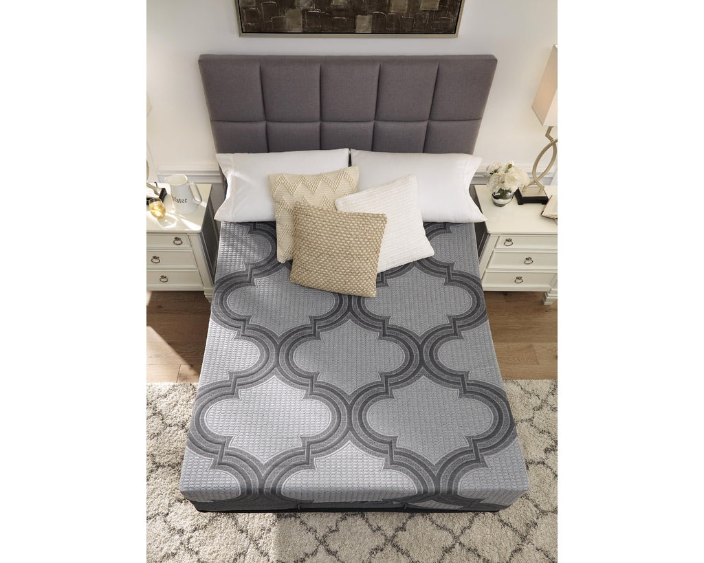 King Mattress Gray R90867