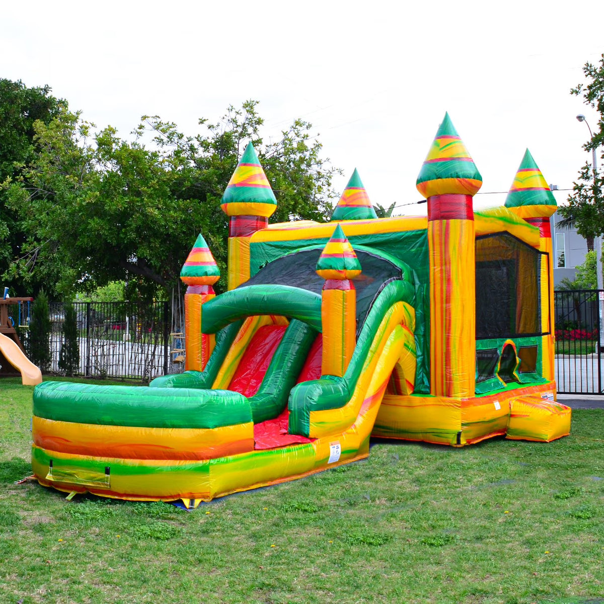 Commercial Grade Bounce House Water Slide with Pool with Blower Q791163
