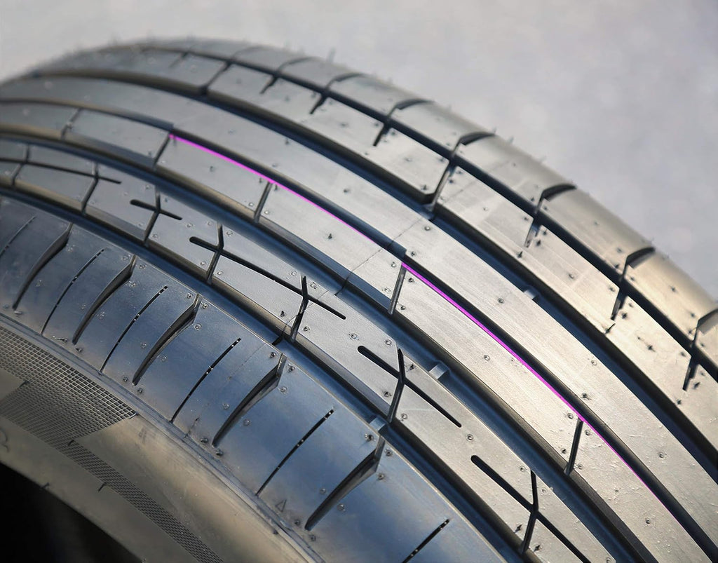 275/45ZR22 112W XL High Performance All-Season Radial Tire X548